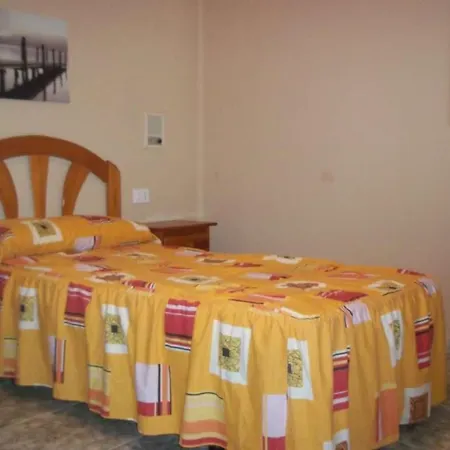 La Caleta Sleeps 10 Wifi *