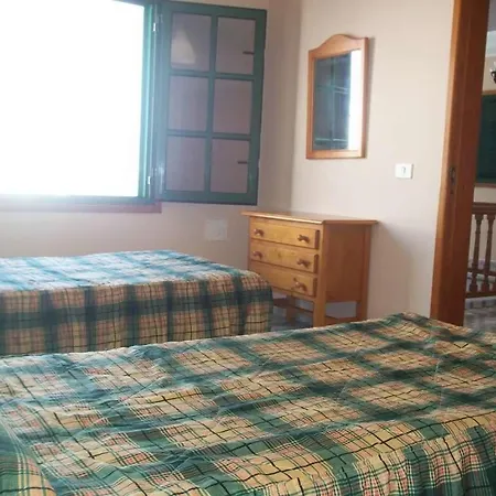 Вилла La Caleta Sleeps 10 Wifi