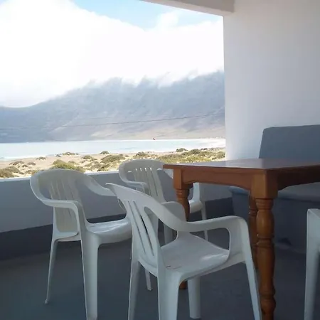 La Caleta Sleeps 10 Wifi Вилла *