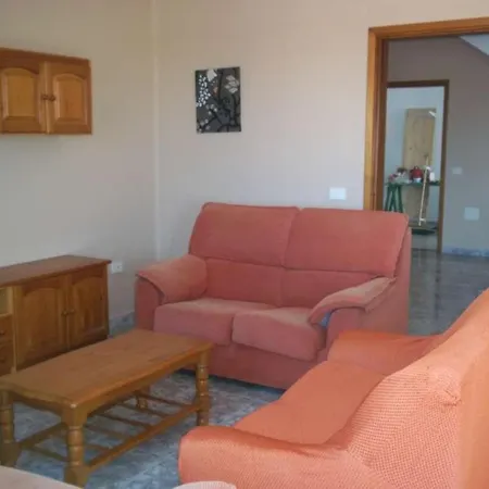 La Caleta Sleeps 10 Wifi Вилла Фамара