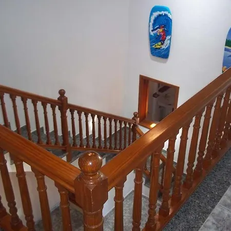 La Caleta Sleeps 10 Wifi Вилла