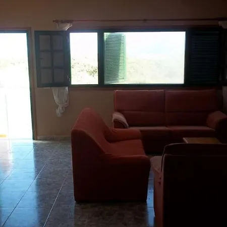 La Caleta Sleeps 10 Wifi *