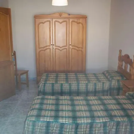 La Caleta Sleeps 10 Wifi Вилла